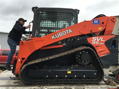 kubota skid steer 95-2s price|kubota 95 skid steer weight.